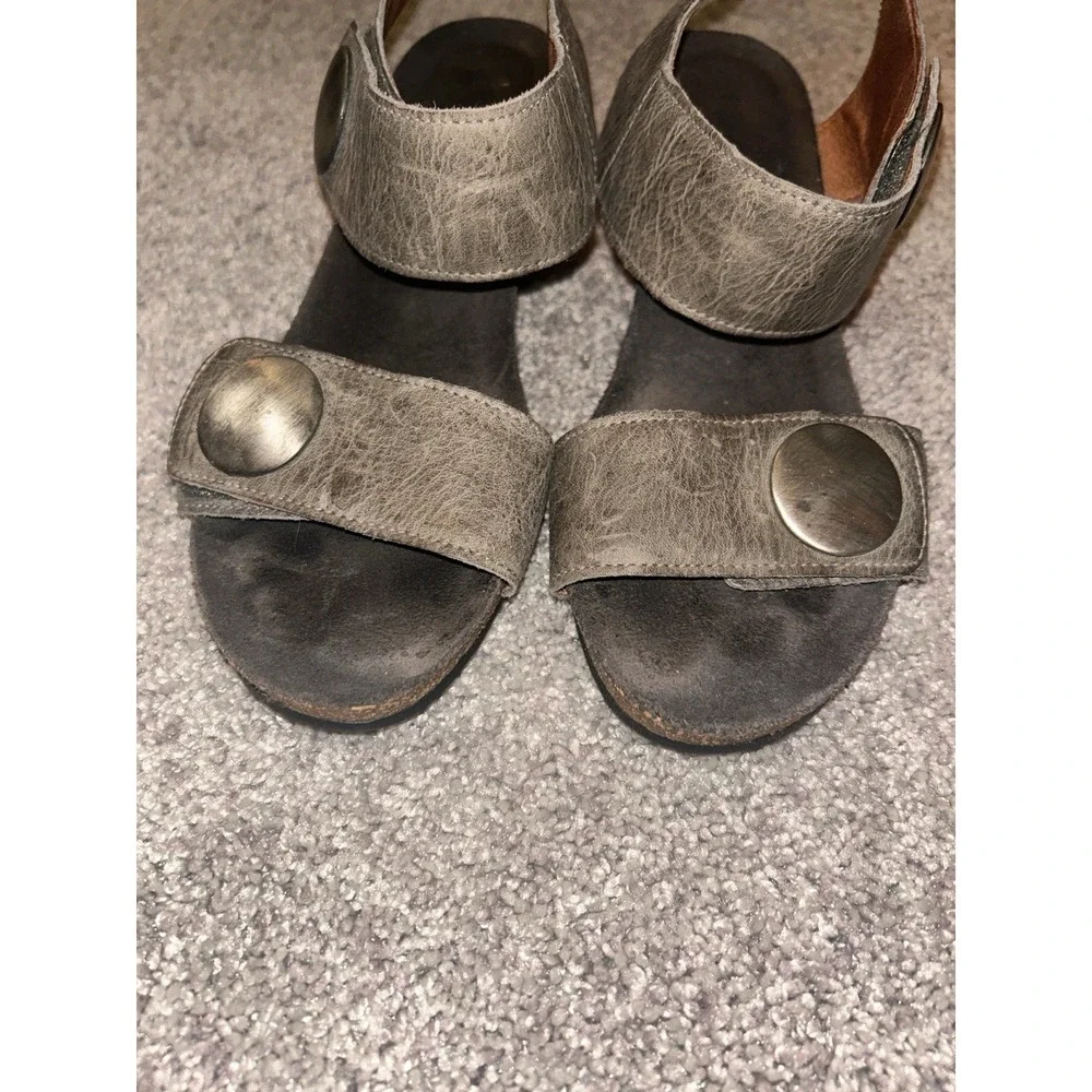 Taos Women's Sandals EU Size 39 Leather US 8 Ankle Strap Open Toe